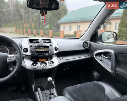 Серый Тойота РАВ 4, объемом двигателя 2.2 л и пробегом 279 тыс. км за 12600 $, фото 21 на Automoto.ua