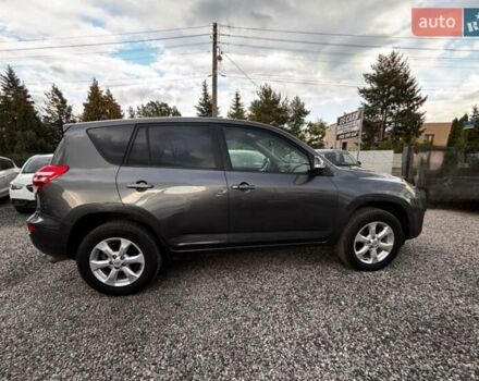 Сірий Тойота РАВ 4, об'ємом двигуна 2 л та пробігом 137 тис. км за 7700 $, фото 17 на Automoto.ua