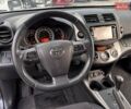 Сірий Тойота РАВ 4, об'ємом двигуна 2 л та пробігом 137 тис. км за 7700 $, фото 10 на Automoto.ua