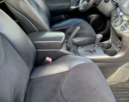 Серый Тойота РАВ 4, объемом двигателя 2.2 л и пробегом 258 тыс. км за 11700 $, фото 18 на Automoto.ua