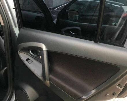 Серый Тойота РАВ 4, объемом двигателя 2.2 л и пробегом 240 тыс. км за 12300 $, фото 11 на Automoto.ua