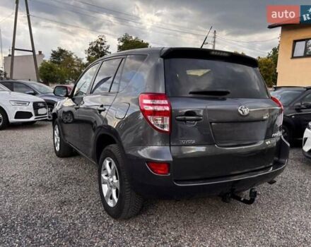 Сірий Тойота РАВ 4, об'ємом двигуна 2 л та пробігом 137 тис. км за 7700 $, фото 7 на Automoto.ua