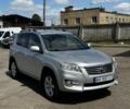 Сірий Тойота РАВ 4, об'ємом двигуна 2 л та пробігом 274 тис. км за 11400 $, фото 2 на Automoto.ua