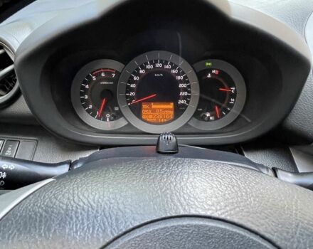 Сірий Тойота РАВ 4, об'ємом двигуна 2.2 л та пробігом 238 тис. км за 9900 $, фото 15 на Automoto.ua