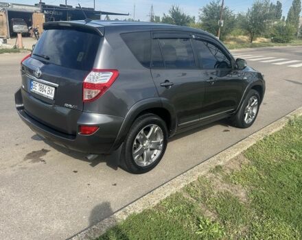 Сірий Тойота РАВ 4, об'ємом двигуна 2.2 л та пробігом 305 тис. км за 12000 $, фото 1 на Automoto.ua