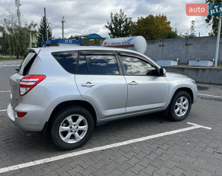 Серый Тойота РАВ 4, объемом двигателя 2.2 л и пробегом 291 тыс. км за 10699 $, фото 9 на Automoto.ua