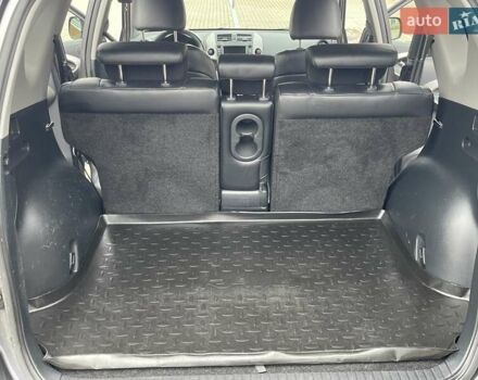 Серый Тойота РАВ 4, объемом двигателя 2.2 л и пробегом 288 тыс. км за 13200 $, фото 25 на Automoto.ua