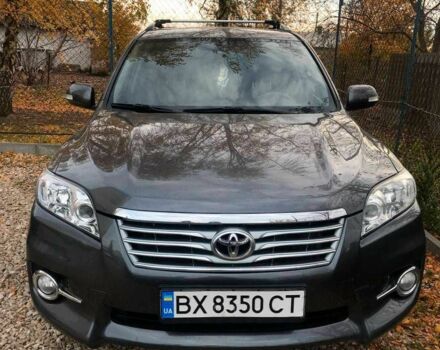 Серый Тойота РАВ 4, объемом двигателя 2.2 л и пробегом 240 тыс. км за 12300 $, фото 1 на Automoto.ua