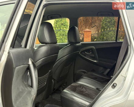 Серый Тойота РАВ 4, объемом двигателя 2.2 л и пробегом 279 тыс. км за 12600 $, фото 15 на Automoto.ua