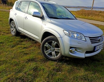Серый Тойота РАВ 4, объемом двигателя 2.2 л и пробегом 258 тыс. км за 11800 $, фото 1 на Automoto.ua