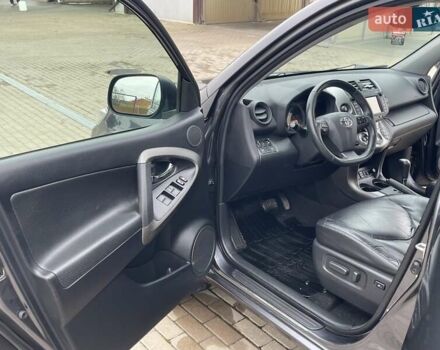 Серый Тойота РАВ 4, объемом двигателя 2.2 л и пробегом 288 тыс. км за 13200 $, фото 20 на Automoto.ua