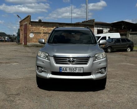Сірий Тойота РАВ 4, об'ємом двигуна 2 л та пробігом 274 тис. км за 11400 $, фото 1 на Automoto.ua