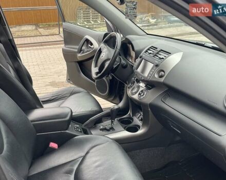 Серый Тойота РАВ 4, объемом двигателя 2.2 л и пробегом 288 тыс. км за 13200 $, фото 33 на Automoto.ua