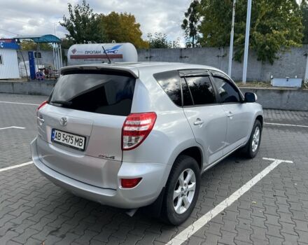 Сірий Тойота РАВ 4, об'ємом двигуна 2.2 л та пробігом 290 тис. км за 9999 $, фото 3 на Automoto.ua