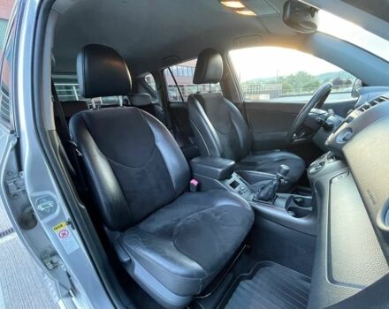 Серый Тойота РАВ 4, объемом двигателя 2.2 л и пробегом 219 тыс. км за 2900 $, фото 7 на Automoto.ua