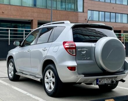 Серый Тойота РАВ 4, объемом двигателя 2.2 л и пробегом 219 тыс. км за 2900 $, фото 2 на Automoto.ua