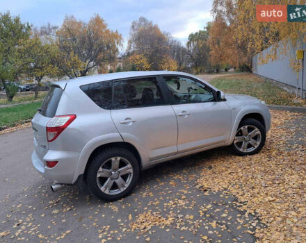 Серый Тойота РАВ 4, объемом двигателя 2.23 л и пробегом 277 тыс. км за 12800 $, фото 9 на Automoto.ua