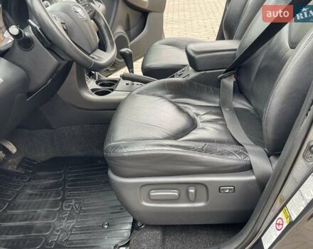 Серый Тойота РАВ 4, объемом двигателя 2.2 л и пробегом 288 тыс. км за 13200 $, фото 19 на Automoto.ua