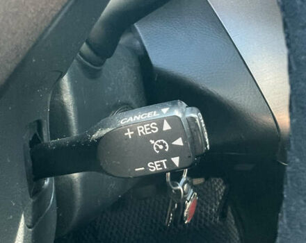 Серый Тойота РАВ 4, объемом двигателя 2.2 л и пробегом 291 тыс. км за 10699 $, фото 32 на Automoto.ua