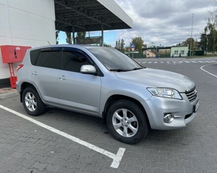 Сірий Тойота РАВ 4, об'ємом двигуна 2.2 л та пробігом 290 тис. км за 9999 $, фото 4 на Automoto.ua