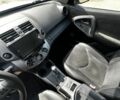 Сірий Тойота РАВ 4, об'ємом двигуна 2 л та пробігом 274 тис. км за 11400 $, фото 11 на Automoto.ua