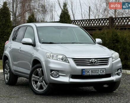 Серый Тойота РАВ 4, объемом двигателя 2.2 л и пробегом 279 тыс. км за 12600 $, фото 1 на Automoto.ua
