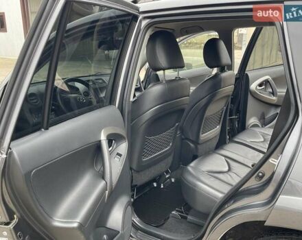 Серый Тойота РАВ 4, объемом двигателя 2.2 л и пробегом 288 тыс. км за 13200 $, фото 22 на Automoto.ua