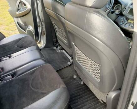 Серый Тойота РАВ 4, объемом двигателя 2.2 л и пробегом 258 тыс. км за 11700 $, фото 19 на Automoto.ua