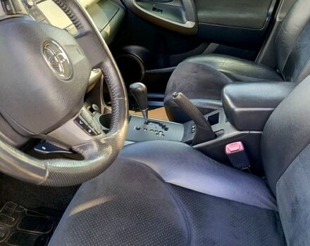 Серый Тойота РАВ 4, объемом двигателя 2.2 л и пробегом 258 тыс. км за 11800 $, фото 6 на Automoto.ua