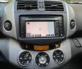 Сірий Тойота РАВ 4, об'ємом двигуна 2.2 л та пробігом 238 тис. км за 9900 $, фото 16 на Automoto.ua
