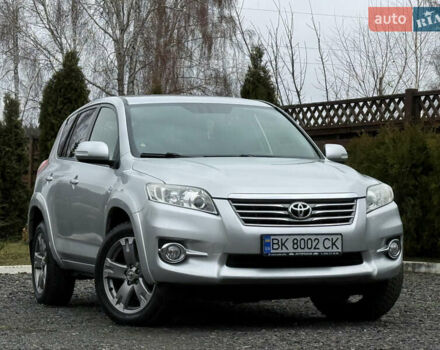 Серый Тойота РАВ 4, объемом двигателя 2.2 л и пробегом 279 тыс. км за 12600 $, фото 5 на Automoto.ua
