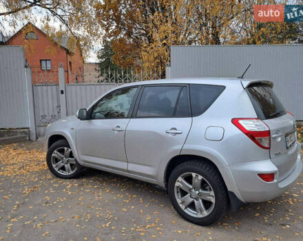 Серый Тойота РАВ 4, объемом двигателя 2.23 л и пробегом 277 тыс. км за 12800 $, фото 7 на Automoto.ua