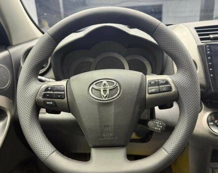 Серый Тойота РАВ 4, объемом двигателя 2.2 л и пробегом 318 тыс. км за 13800 $, фото 9 на Automoto.ua