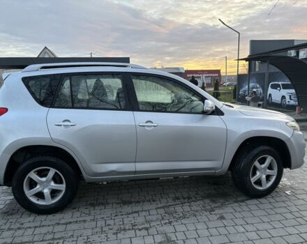 Сірий Тойота РАВ 4, об'ємом двигуна 2.2 л та пробігом 322 тис. км за 9300 $, фото 6 на Automoto.ua