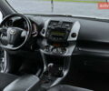 Сірий Тойота РАВ 4, об'ємом двигуна 2 л та пробігом 141 тис. км за 12750 $, фото 9 на Automoto.ua