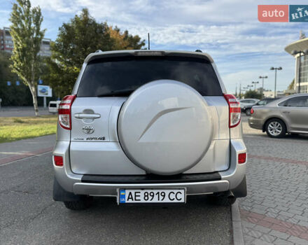 Серый Тойота РАВ 4, объемом двигателя 1.99 л и пробегом 169 тыс. км за 13400 $, фото 6 на Automoto.ua