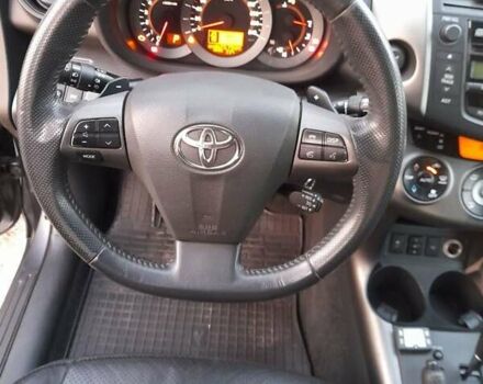 Сірий Тойота РАВ 4, об'ємом двигуна 2.23 л та пробігом 268 тис. км за 13700 $, фото 10 на Automoto.ua