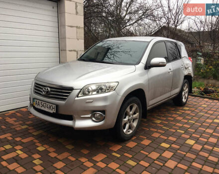 Сірий Тойота РАВ 4, об'ємом двигуна 2 л та пробігом 101 тис. км за 8500 $, фото 14 на Automoto.ua