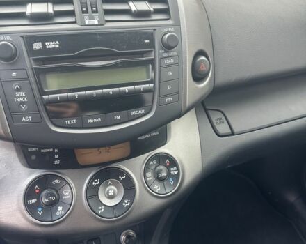 Серый Тойота РАВ 4, объемом двигателя 2.2 л и пробегом 220 тыс. км за 13500 $, фото 7 на Automoto.ua