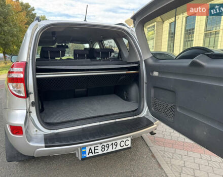 Серый Тойота РАВ 4, объемом двигателя 1.99 л и пробегом 169 тыс. км за 13400 $, фото 12 на Automoto.ua