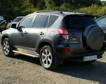 Серый Тойота РАВ 4, объемом двигателя 1.99 л и пробегом 130 тыс. км за 14700 $, фото 4 на Automoto.ua