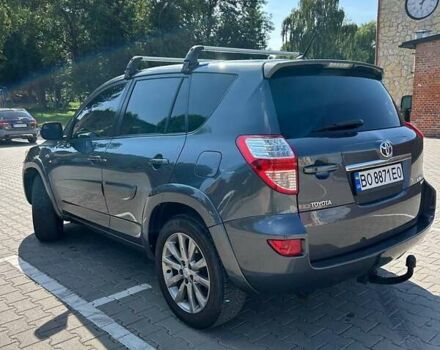 Серый Тойота РАВ 4, объемом двигателя 2.23 л и пробегом 215 тыс. км за 13799 $, фото 24 на Automoto.ua