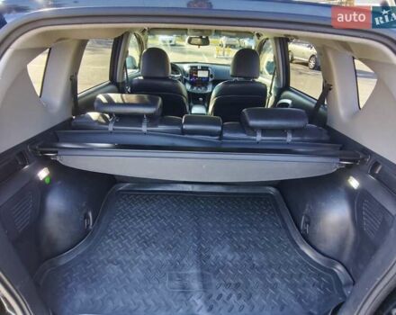 Сірий Тойота РАВ 4, об'ємом двигуна 2 л та пробігом 185 тис. км за 12500 $, фото 3 на Automoto.ua