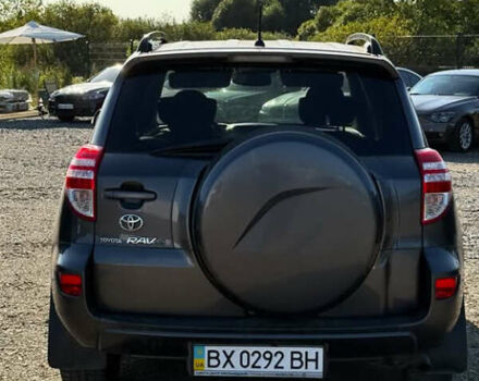 Серый Тойота РАВ 4, объемом двигателя 1.99 л и пробегом 130 тыс. км за 14700 $, фото 5 на Automoto.ua