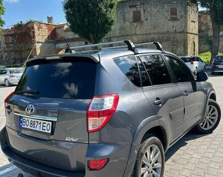 Серый Тойота РАВ 4, объемом двигателя 2.23 л и пробегом 215 тыс. км за 13799 $, фото 33 на Automoto.ua