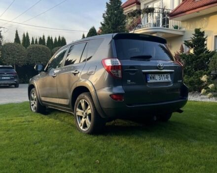 Серый Тойота РАВ 4, объемом двигателя 0 л и пробегом 198 тыс. км за 5500 $, фото 3 на Automoto.ua
