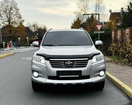 Серый Тойота РАВ 4, объемом двигателя 2 л и пробегом 143 тыс. км за 12800 $, фото 6 на Automoto.ua