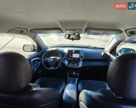Сірий Тойота РАВ 4, об'ємом двигуна 2 л та пробігом 185 тис. км за 12500 $, фото 10 на Automoto.ua