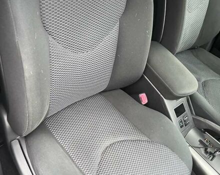 Сірий Тойота РАВ 4, об'ємом двигуна 2 л та пробігом 232 тис. км за 12900 $, фото 16 на Automoto.ua