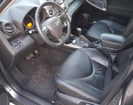 Сірий Тойота РАВ 4, об'ємом двигуна 2.23 л та пробігом 268 тис. км за 13700 $, фото 15 на Automoto.ua